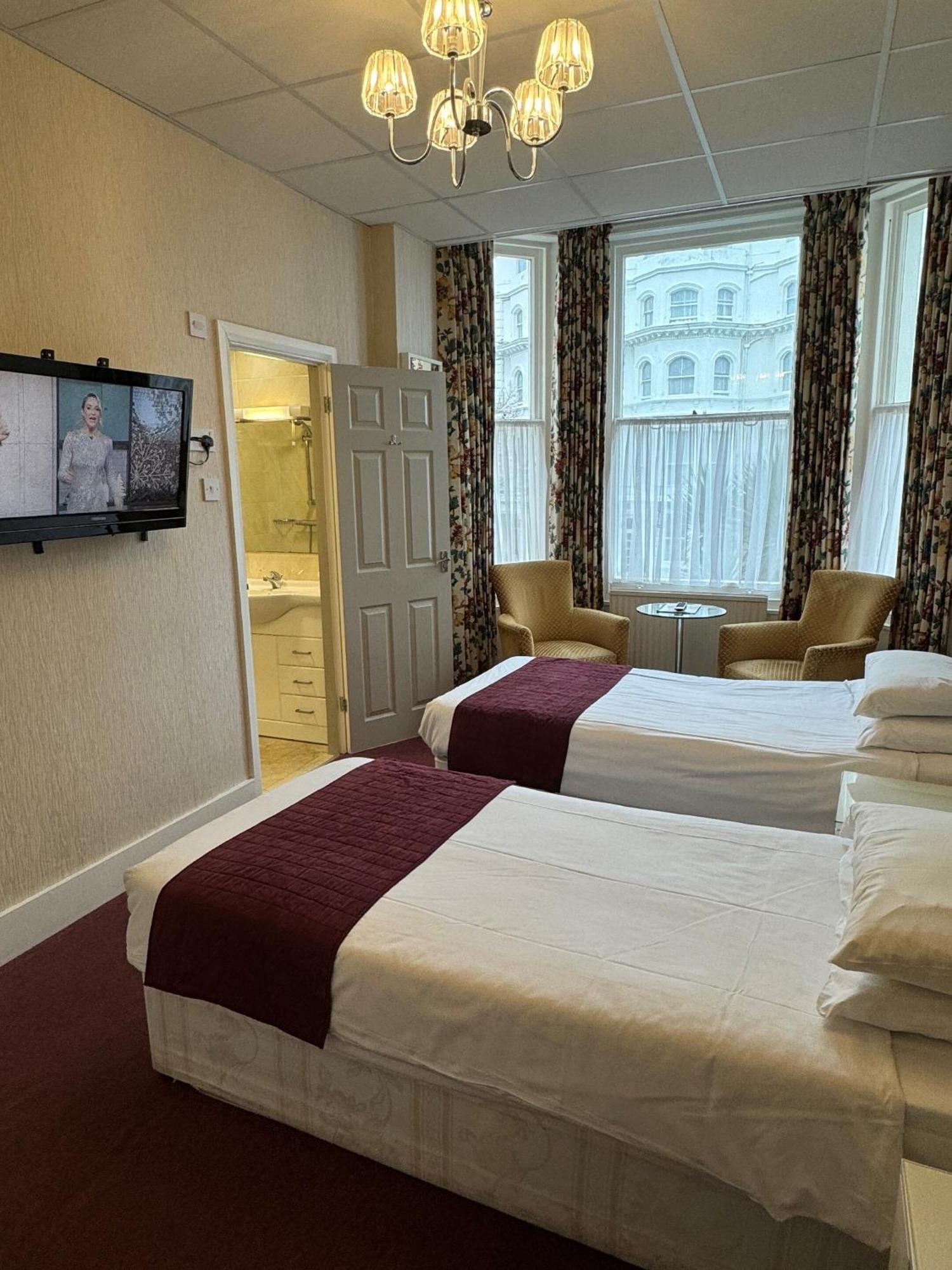 Haddon Hall Hotel WTA WTA Eastbourne Zimmer foto