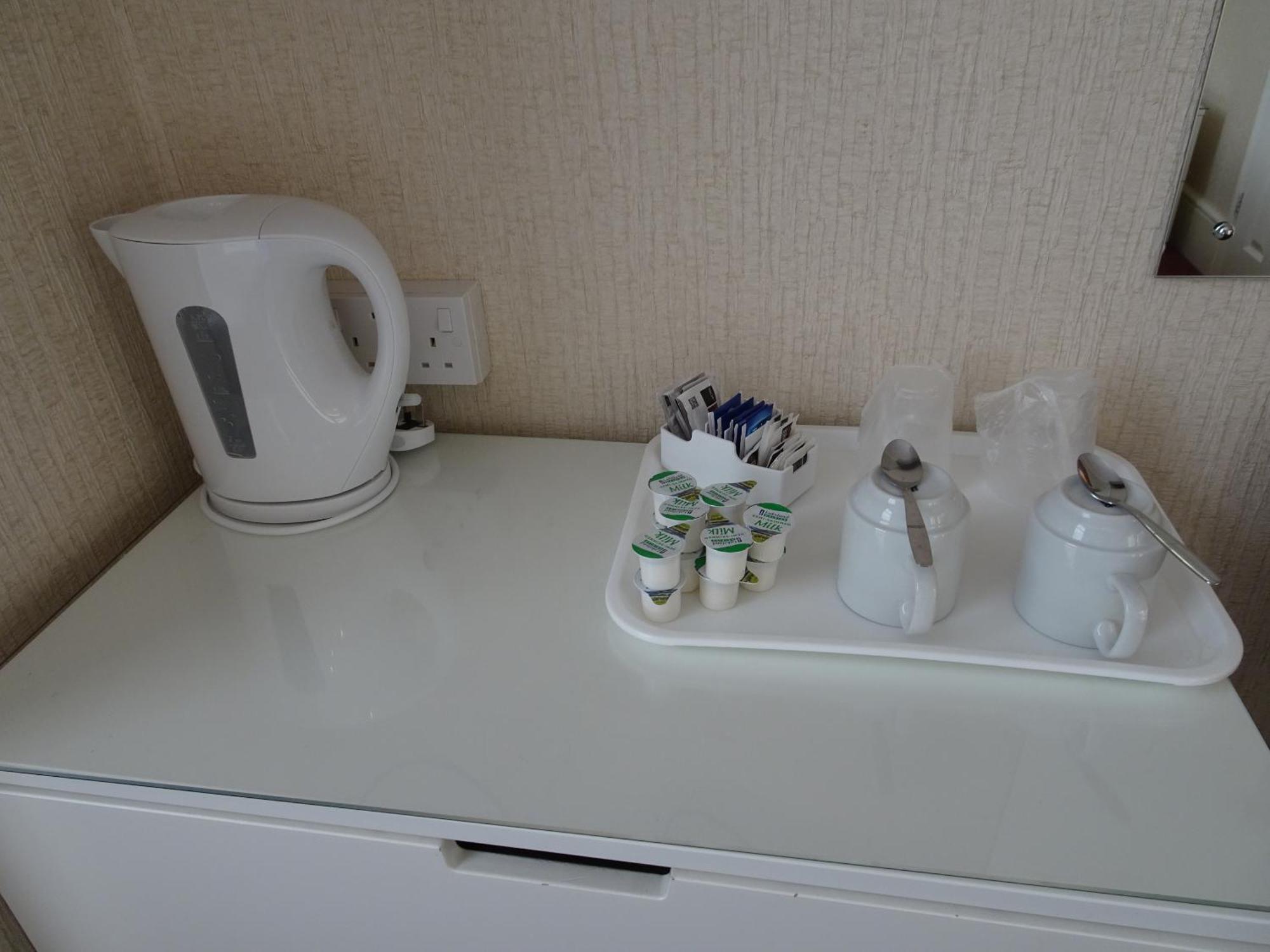 Haddon Hall Hotel WTA WTA Eastbourne Zimmer foto
